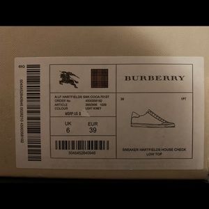Burberry Hartfield Sneakers